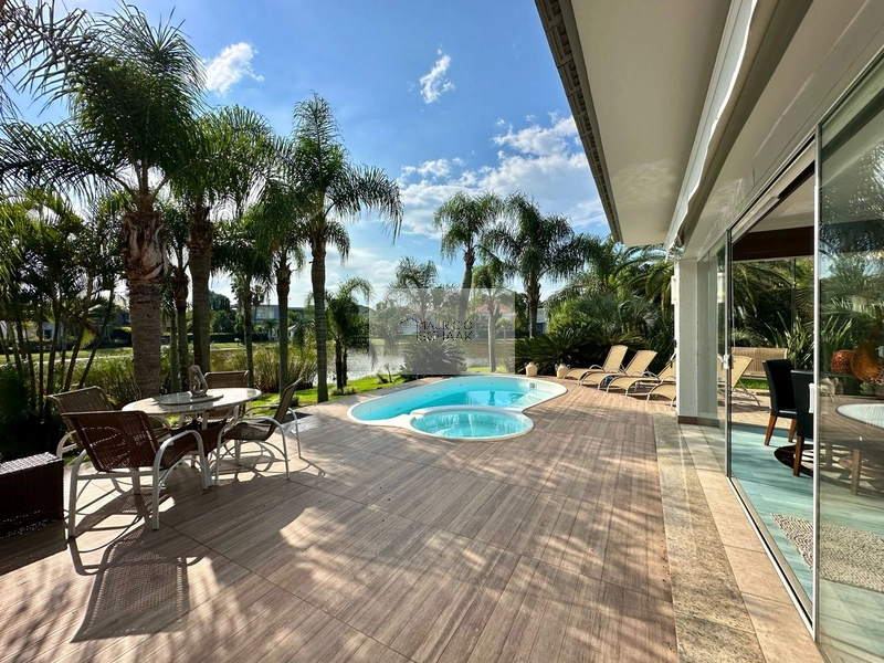 Sobrado em condomínio fechado em Atlântida!: 4ª foto da galeria de imagens do imóvel