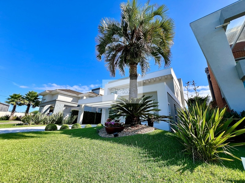 Casa beira lago em condomínio fechado!: 56ª foto da galeria de imagens do imóvel