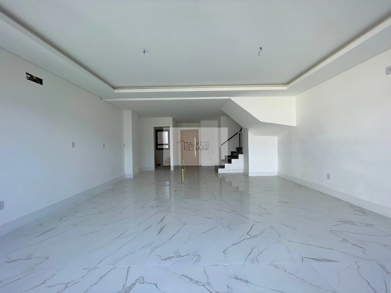 Duplex no centro de Xangri-lá!: 4ª foto da galeria de imagens do imóvel