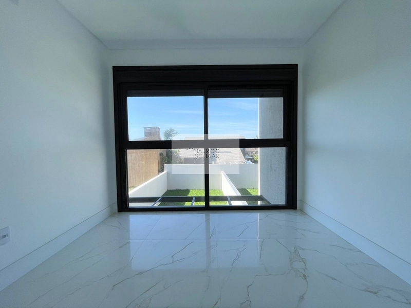 Duplex no centro de Xangri-lá!: 19ª foto da galeria de imagens do imóvel