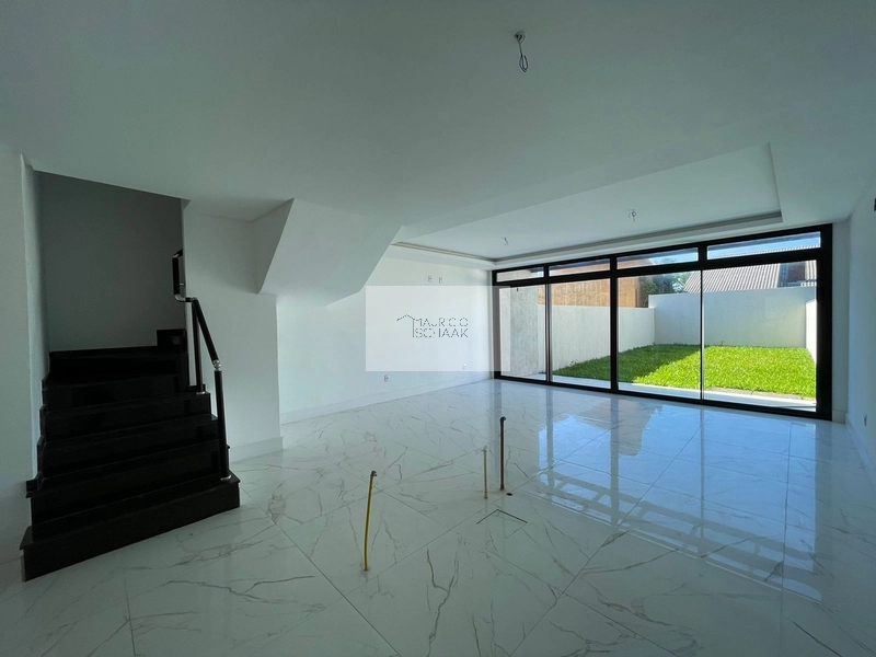 Duplex no centro de Xangri-lá!: 3ª foto da galeria de imagens do imóvel