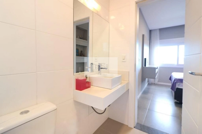 Casa no centro de Xangri-lá!: 7ª foto da galeria de imagens do imóvel