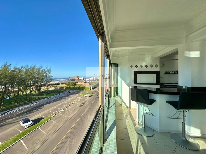 Apartamento na beira mar de Capão da Canoa!: 1ª foto da galeria de imagens do imóvel