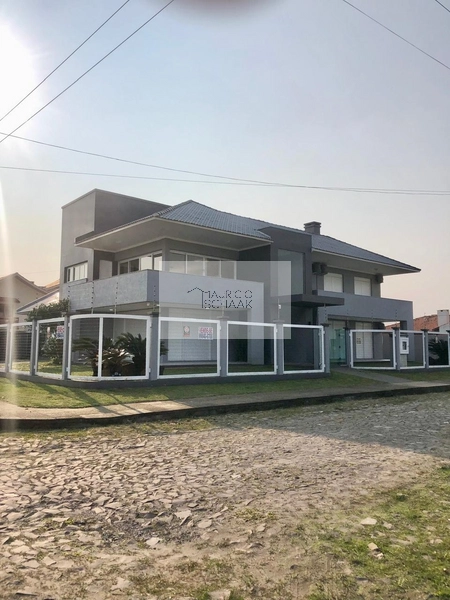 Mansão em Capão da Canoa!: 27ª foto da galeria de imagens do imóvel