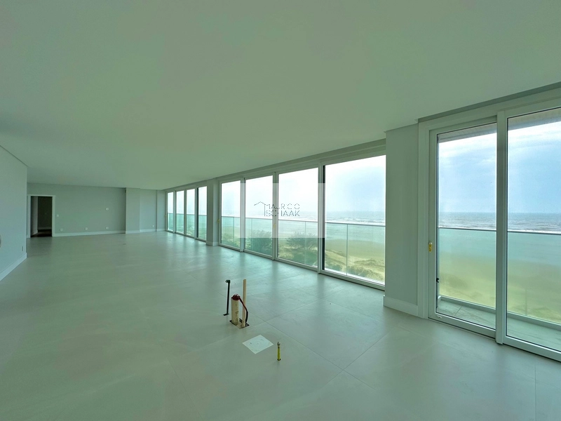 Apartamento de alto padrão na beira mar de Capão!: 3ª foto da galeria de imagens do imóvel