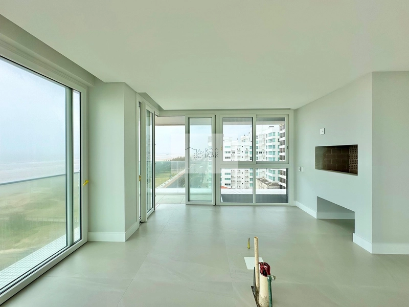 Apartamento de alto padrão na beira mar de Capão!: 6ª foto da galeria de imagens do imóvel