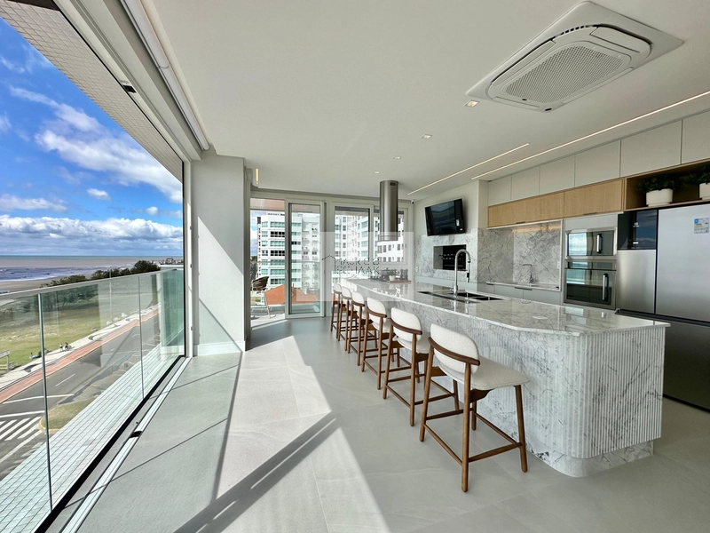 Apartamento de luxo na beira mar de Capão!: 1ª foto da galeria de imagens do imóvel