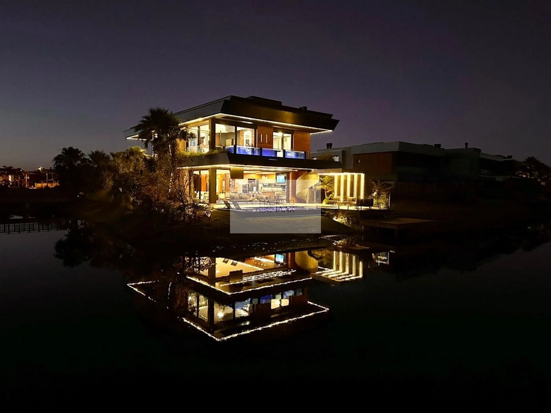 Mansão beira lago no condomínio Sense!: 69ª foto da galeria de imagens do imóvel