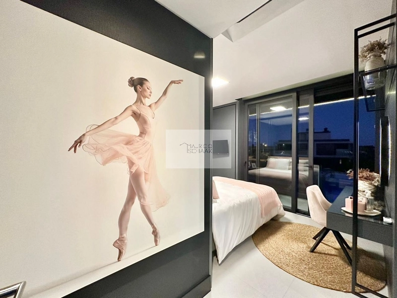 Mansão beira lago no condomínio Sense!: 48ª foto da galeria de imagens do imóvel