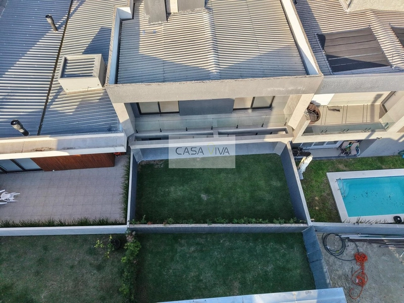 Sobrado de Alto Padrão à Venda.: 3ª foto da galeria de imagens do imóvel