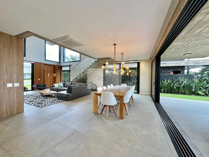 Casa nova beira lago: 10ª foto da galeria de imagens do imóvel