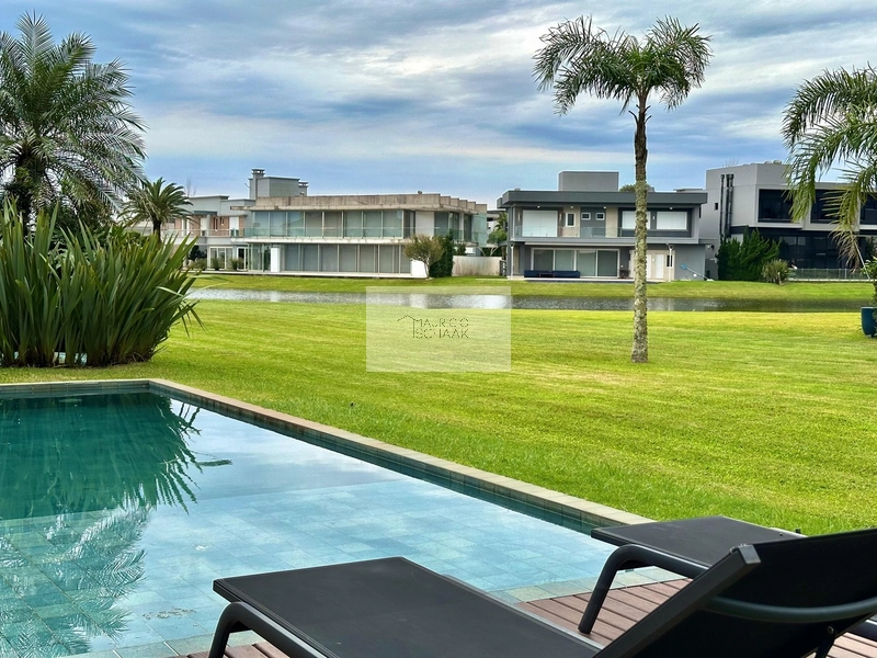 Casa nova beira lago: 14ª foto da galeria de imagens do imóvel