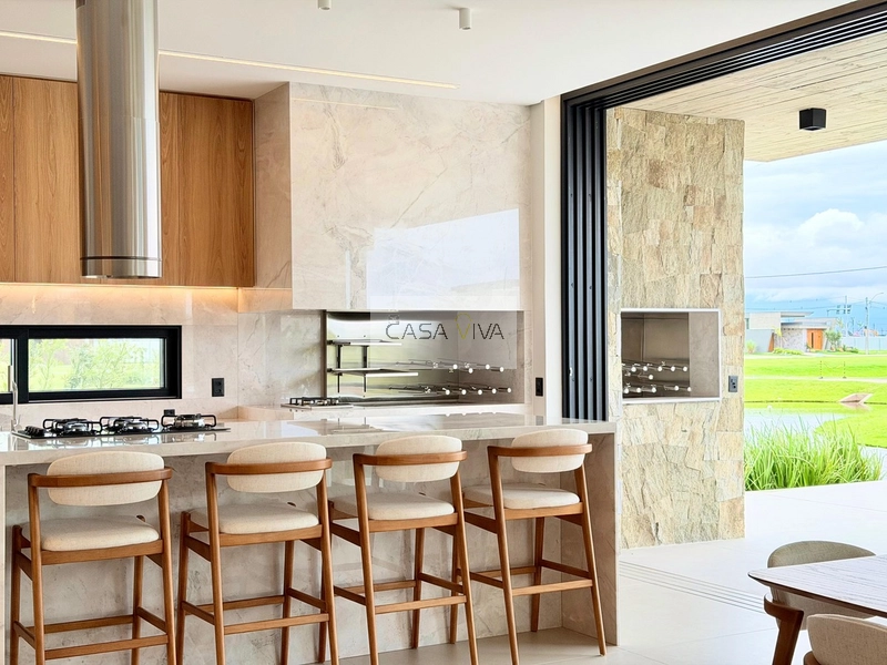 SOBRADO À BEIRA LAGO  ALTO PADRÃO - MOBILIADO & DECORADO: 8ª foto da galeria de imagens do imóvel