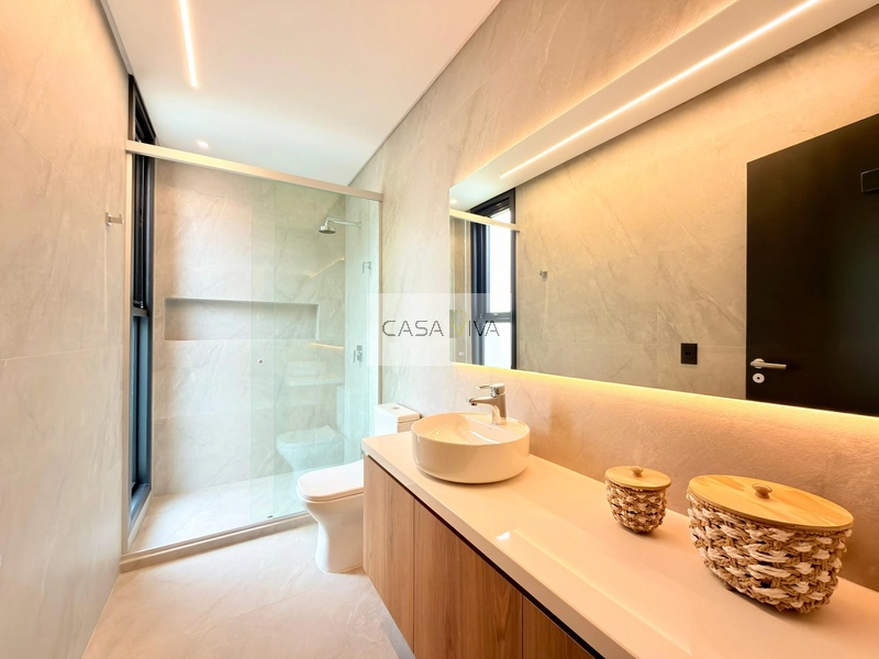 SOBRADO À BEIRA LAGO  ALTO PADRÃO - MOBILIADO & DECORADO: 40ª foto da galeria de imagens do imóvel