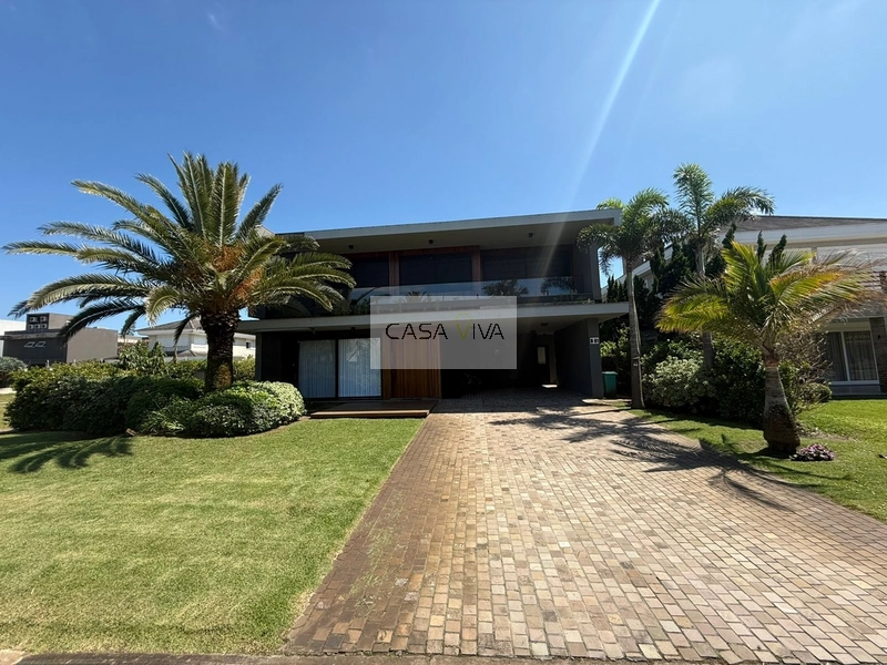 Casa de Alto Luxo em Condomínio Fechado à Beira-Mar!: 3ª foto da galeria de imagens do imóvel