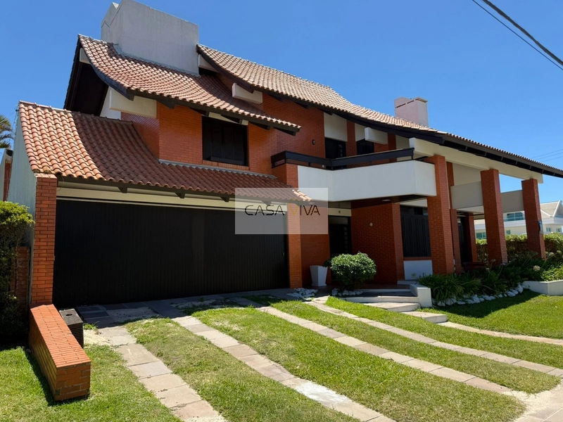 Casa em Localização Privilegiada – Ao Lado do Caburé