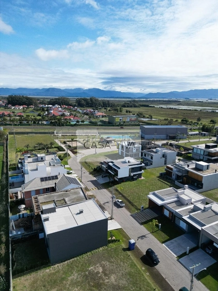 Sobrado de Alto Padrão em Condomínio com Infraestrutura Completa.: 52ª foto da galeria de imagens do imóvel