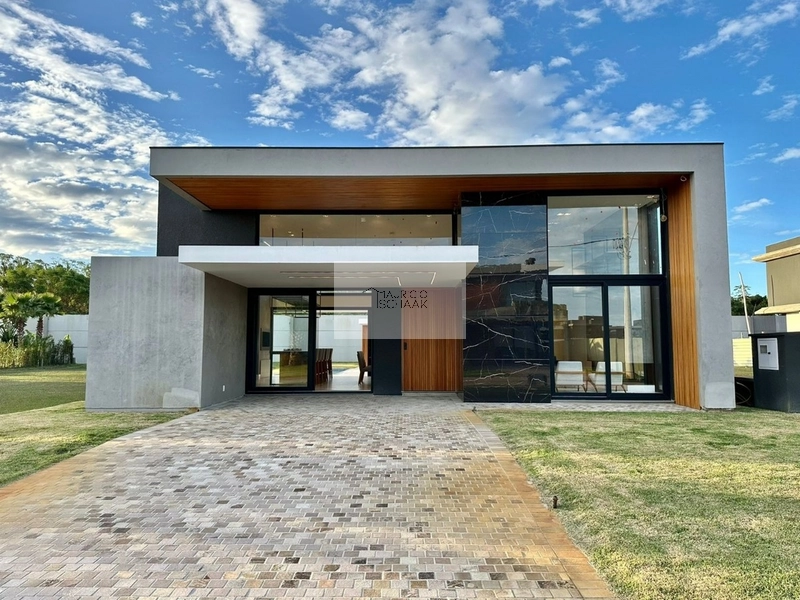 Casa em condomínio fechado!: 1ª foto da galeria de imagens do imóvel