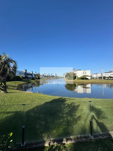 Sobrado de Alto Padrão à Beira do Lago – Mobiliado e Decorado: 35ª foto da galeria de imagens do imóvel