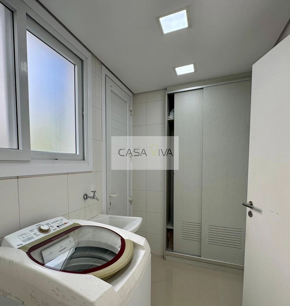 Sobrado de Alto Padrão à Beira do Lago – Mobiliado e Decorado: 41ª foto da galeria de imagens do imóvel