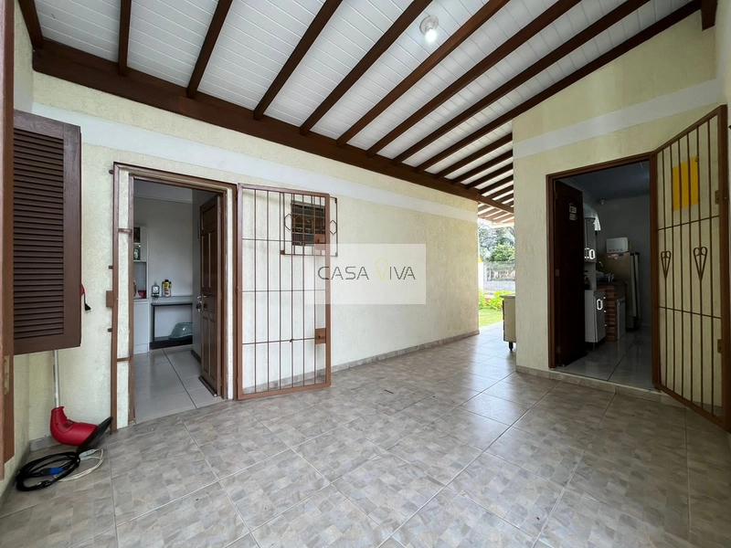 EXCELENTE CASA DE ESQUINA NA REGIÃO CENTRAL DE CAPÃO DA CANOA: 14ª foto da galeria de imagens do imóvel