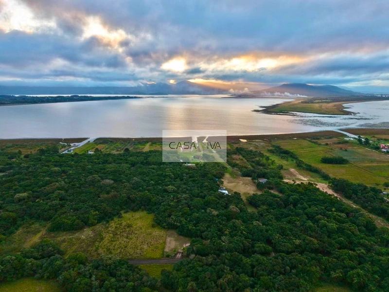 SÍTIO À VENDA À BEIRA DA LAGOA DO PALMITAL – OSÓRIO/RS: 3ª foto da galeria de imagens do imóvel