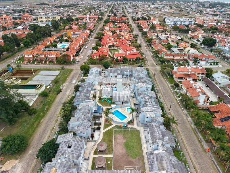 SOBRADO CAPÃO NOVO EM CONDOMÍNIO COM PISCINA!: 25ª foto da galeria de imagens do imóvel