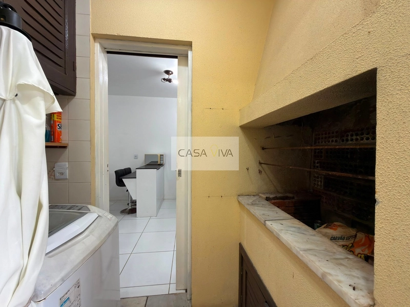 SOBRADO CAPÃO NOVO EM CONDOMÍNIO COM PISCINA!: 16ª foto da galeria de imagens do imóvel