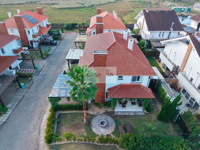 CASA À VENDA NO CONDOMÍNIO GREEN GOLF: 6ª foto da galeria de imagens do imóvel