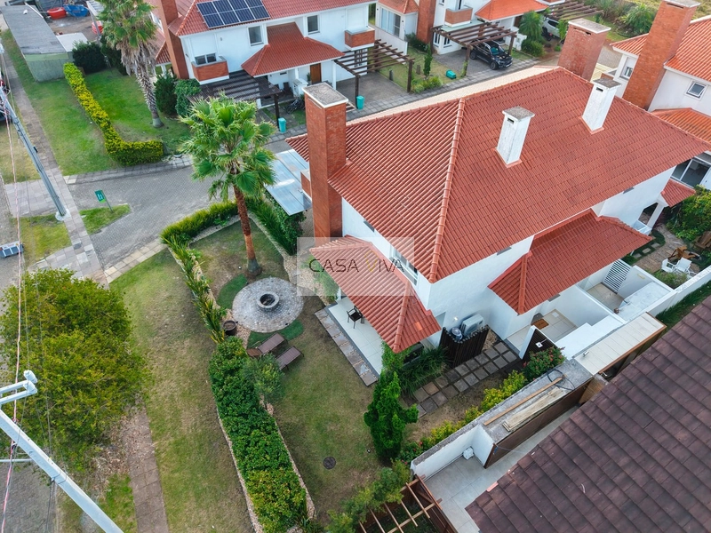 CASA À VENDA NO CONDOMÍNIO GREEN GOLF: 9ª foto da galeria de imagens do imóvel