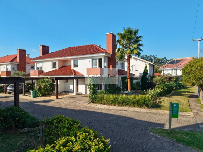 CASA À VENDA NO CONDOMÍNIO GREEN GOLF: 1ª foto da galeria de imagens do imóvel