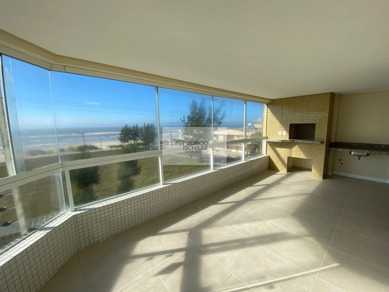 Lindo apartamento em Capão da Canoa com vista mar: 1ª foto da galeria de imagens do imóvel