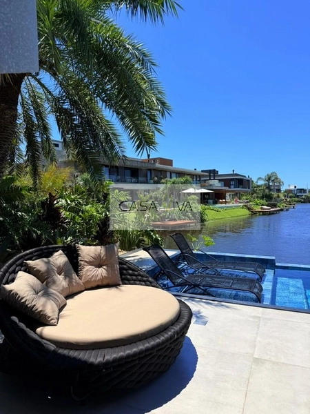 Mansão em condomínio fechado no litoral: 58ª foto da galeria de imagens do imóvel