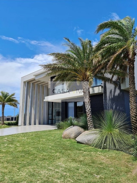 Mansão em condomínio fechado no litoral: 48ª foto da galeria de imagens do imóvel