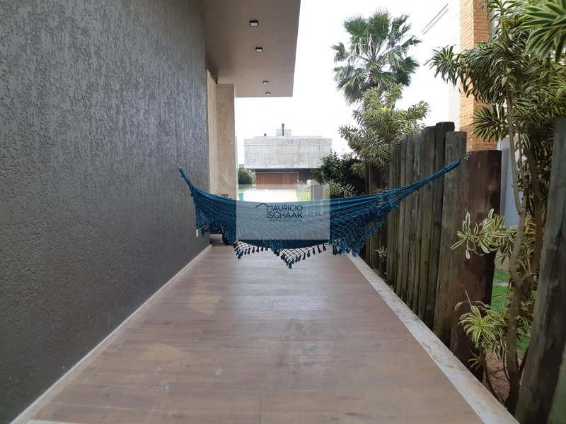 Casa em condomínio fechado em Atlântida: 34ª foto da galeria de imagens do imóvel