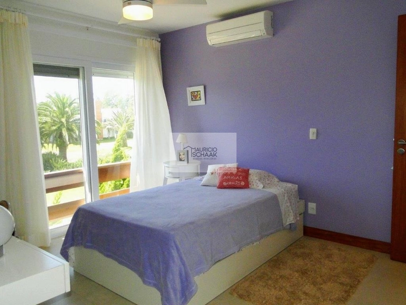 Casa em condomínio fechado beira mar: 33ª foto da galeria de imagens do imóvel