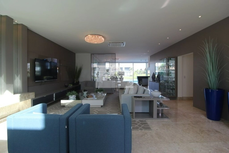 Mansão em condomínio de luxo no litoral: 5ª foto da galeria de imagens do imóvel