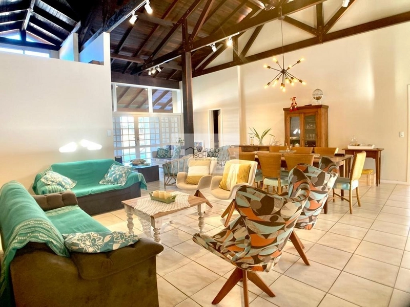 Casa em Atlântida: 18ª foto da galeria de imagens do imóvel