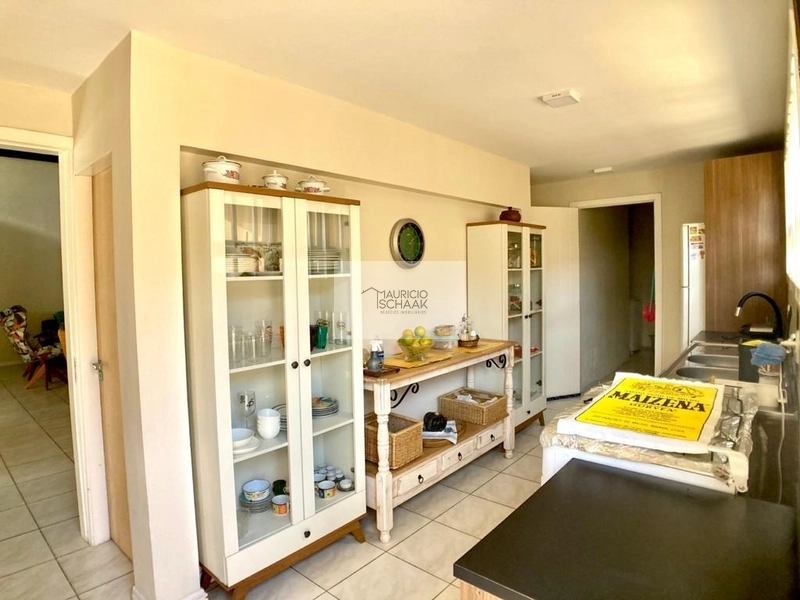 Casa em Atlântida: 3ª foto da galeria de imagens do imóvel