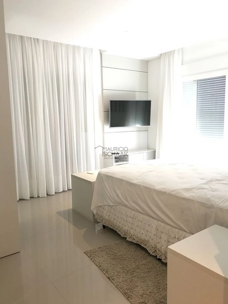 Sobrado em condomínio beira mar: 2ª foto da galeria de imagens do imóvel