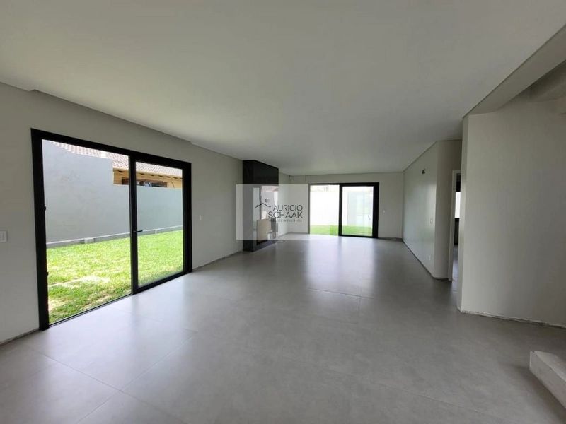 Sobrado em região privilegiada de Atlântida: 12ª foto da galeria de imagens do imóvel