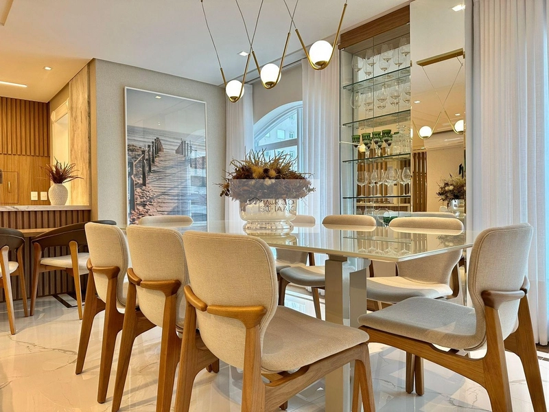 Apartamento de luxo em prédio neoclássico em Capão: 5ª foto da galeria de imagens do imóvel