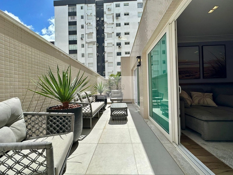 Apartamento de luxo em prédio neoclássico em Capão: 19ª foto da galeria de imagens do imóvel
