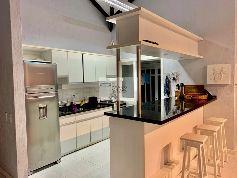 Casa com 2 terrenos e meio em condomínio de Atlântida: 8ª foto da galeria de imagens do imóvel