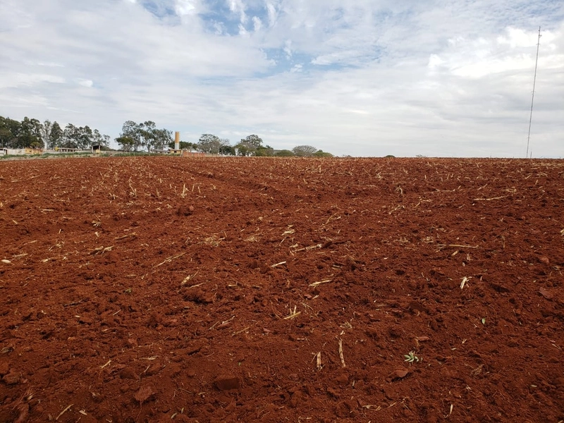 Excelente área rural de 2,69 alqueires a venda em Tatui: 2ª foto da galeria de imagens do imóvel