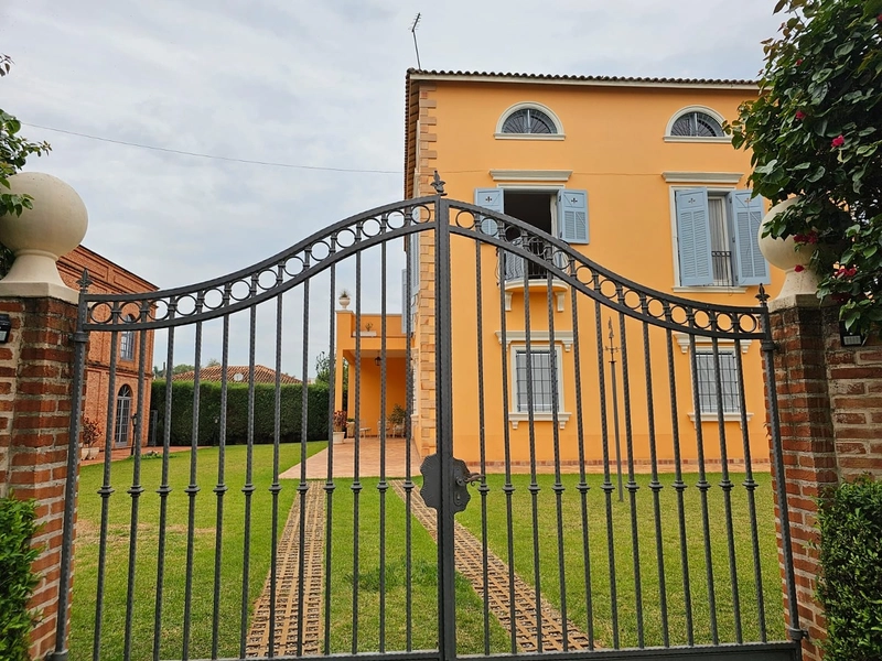 Casa estilo Villa Toscana: 2ª foto da galeria de imagens do imóvel
