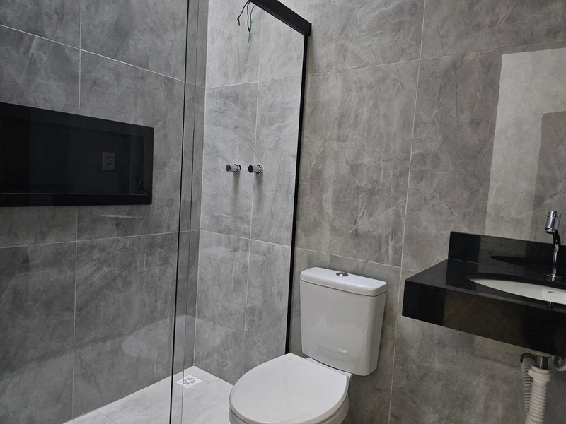 Maravilhosa casa nova e ecológica no condomínio Vila dos Inglezes em S: 3ª foto da galeria de imagens do imóvel