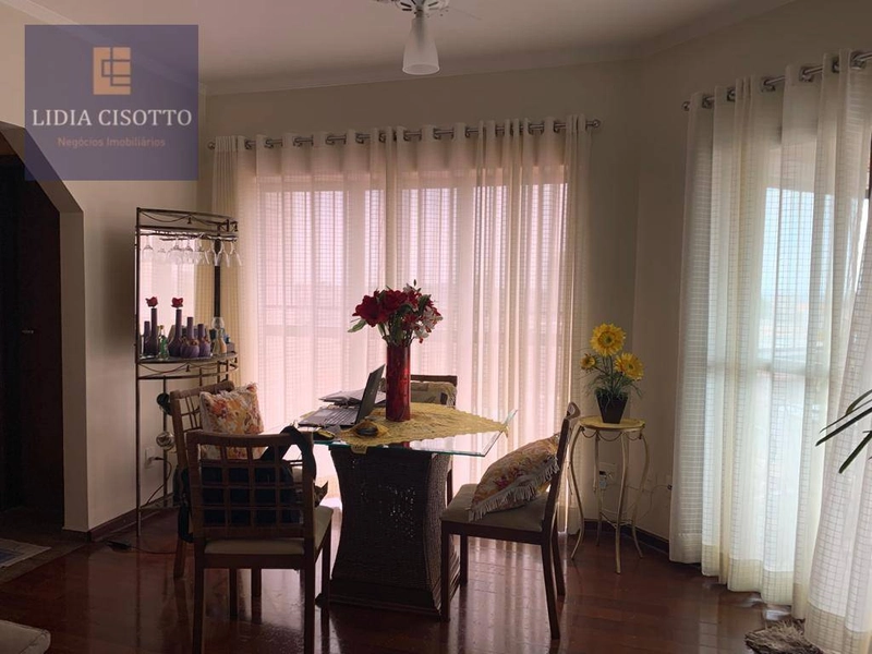 Ótimo aparamento no centro da cidade: 1ª foto da galeria de imagens do imóvel