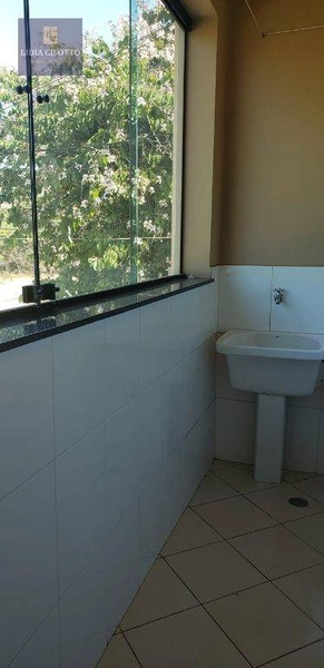 Prédio com excelente localização: 5ª foto da galeria de imagens do imóvel