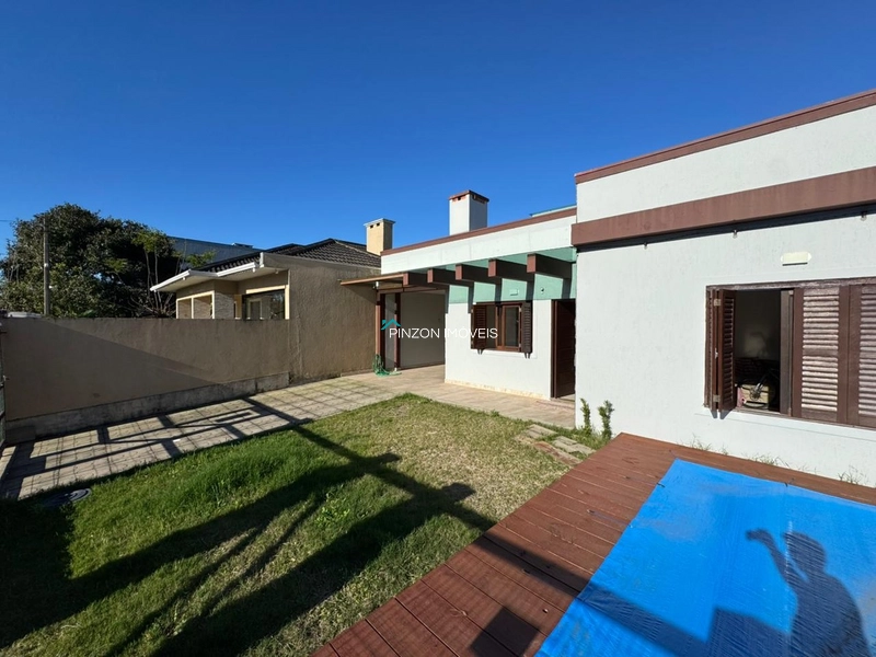 CASA PRÓXIMA DA PRAIA: 2ª foto da galeria de imagens do imóvel